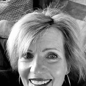 Meet your Posher, Shelly